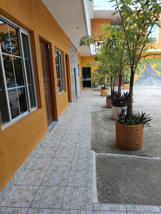 Hotel Y Restaurante Casa Jardines San Benito Eksteriør bilde